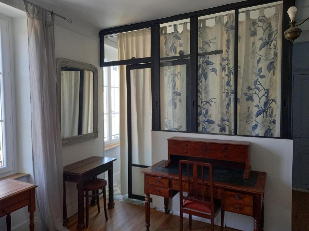 Maison Violette En Berry Aigurande Экстерьер фото